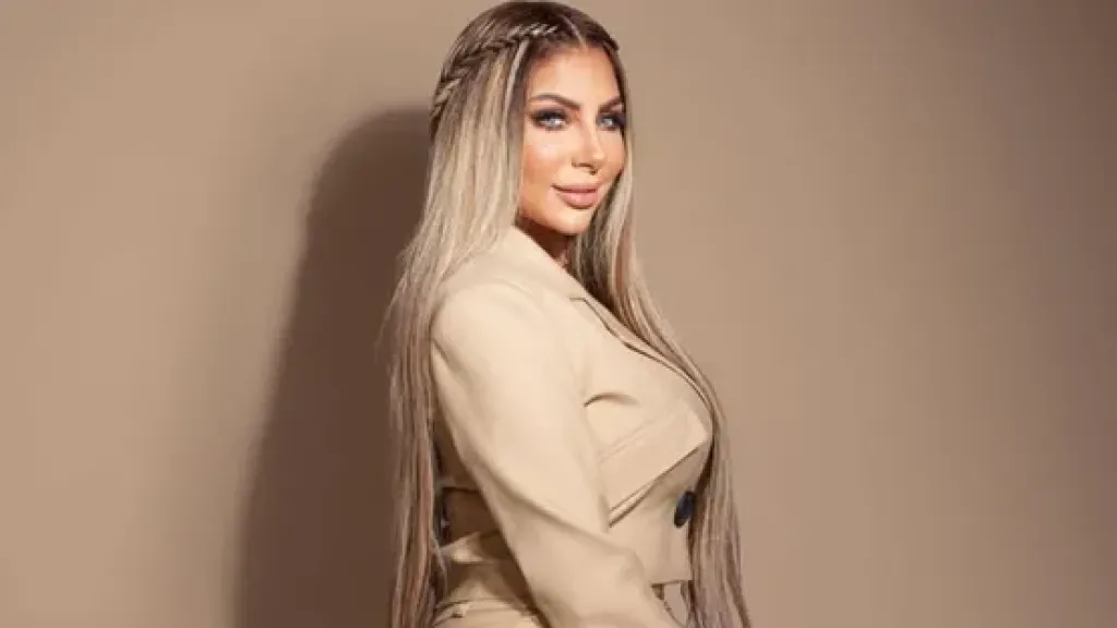 سارة خليفة 