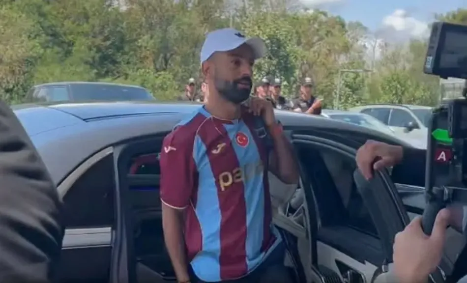 طرابزون يعلن موعد حفل تقديم محمد صلاح