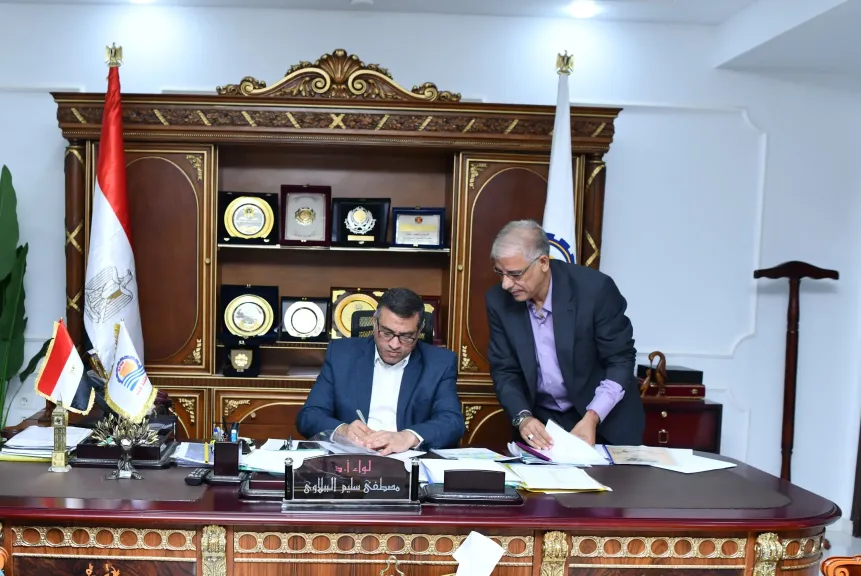 بنسبة نجاح 84.04%.. محافظ قنا يعتمد نتيجة امتحانات الدور الثاني للشهادة الإعدادية للعام الدراسي 2025/2026