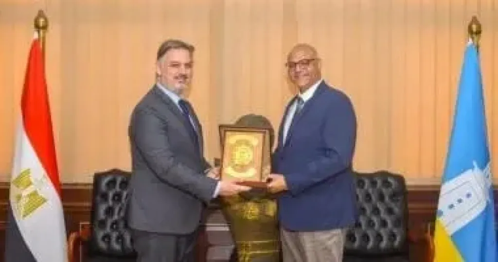 محافظ الاسكندرية يودع قنصل عام اليونان ويثني على  حرصه الدائم  لإبراز مكانة المدينة االحضارية والتاريخية والثقافية