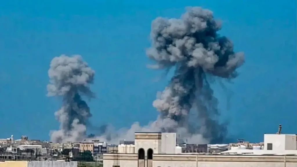 القوات اليمنية: مقتل 4 عسكريين و3 مدنيين جراء الهجوم الحوثي