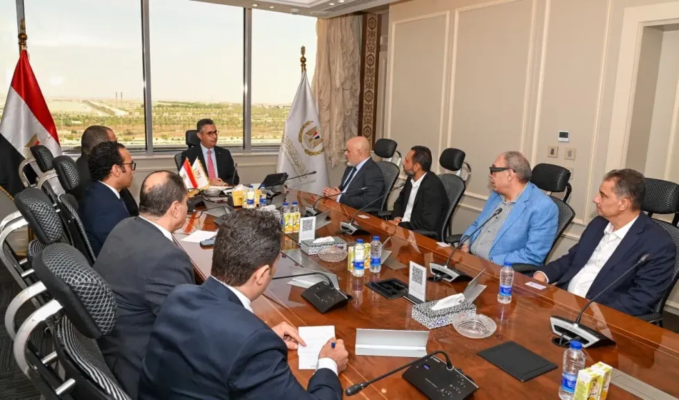 وزير التموين: استمرار التنسيق مع شعبة الذهب ومصلحة دمغ المصوغات لتعزيز انضباط الأسواق وحماية حقوق المستهلكين