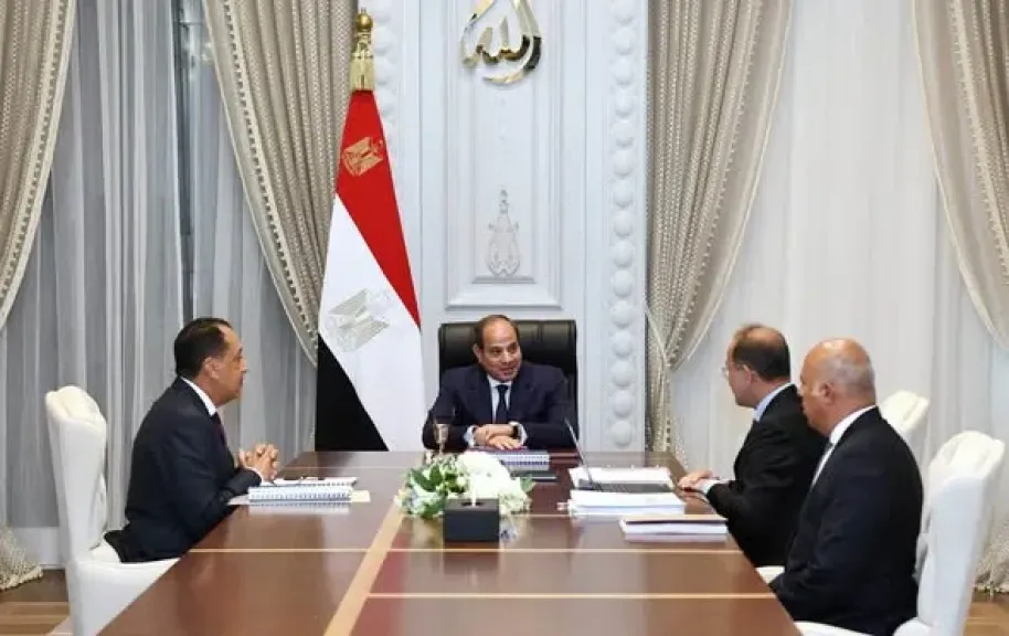 توجيهات عاجلة من الرئيس السيسي بشأن استغلال الأراضي المطلة على الشواطئ المصرية