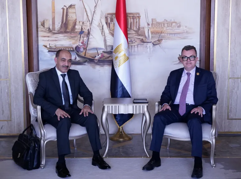 وزير التخطيط والتنمية الاقتصادية يبحث سبل التعاون مع الرئيس التنفيذي لوكالة الفضاء المصرية وزير التخطيط والتنمية الاقتصادية يبحث سبل التعاون مع الرئيس التنفيذي لوكالة الفضاء المصرية