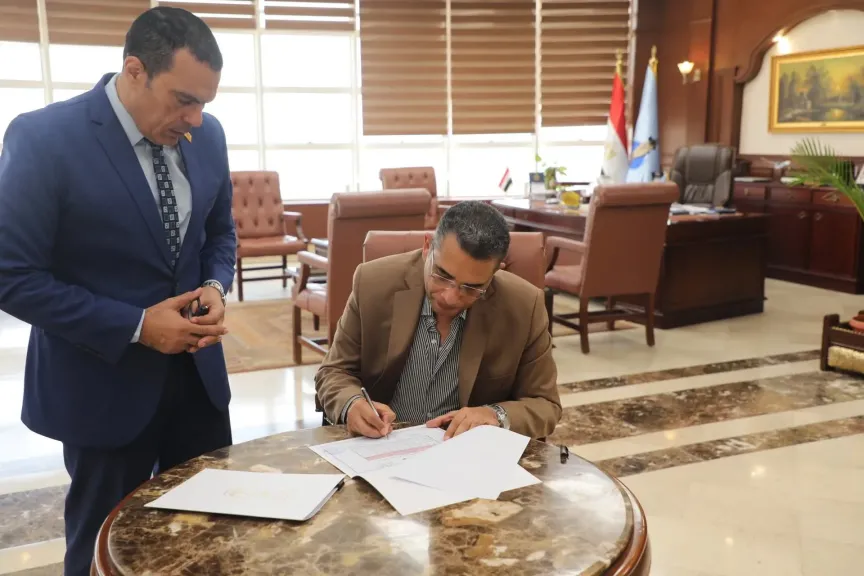 بنسبة نجاح 90.94%.. محافظ البحر الأحمر يعتمد نتيجة الدور الثاني للشهادة الإعدادية