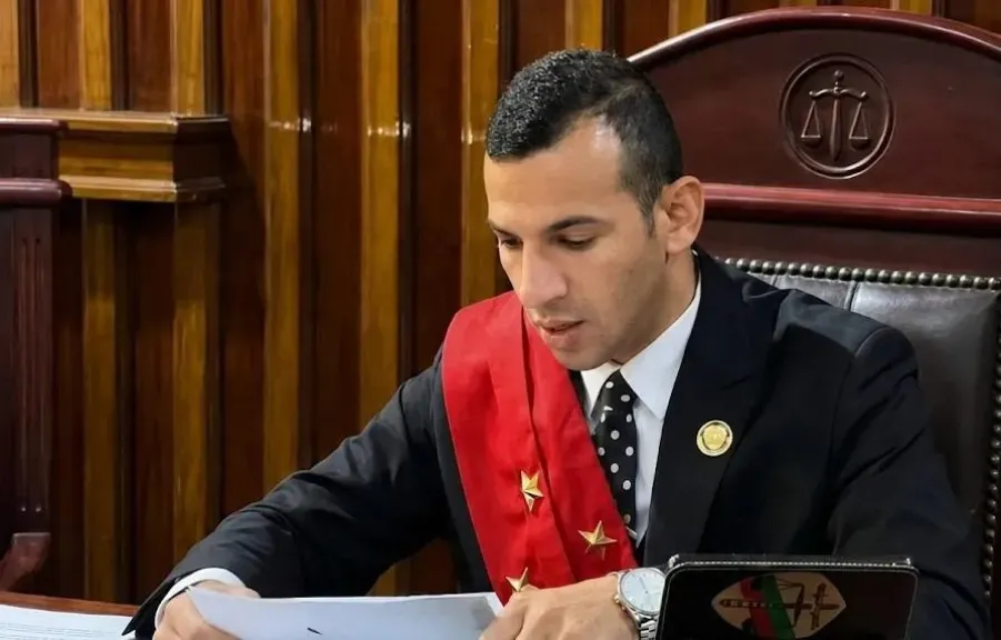 خاص.. من عامل طوب إلى «قاضي مجلس الدولة».. كيف صنع مصطفى كمال شخصية القاضي المزيف؟