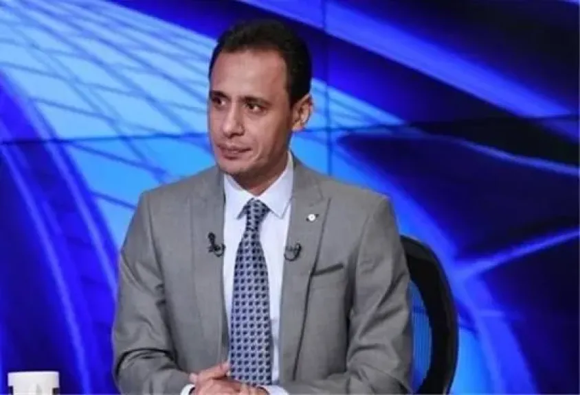 طارق السيد عن عرض قميصه التاريخي للمزاد: ”كلام لجان ولا يوجد لدي أي قميص للزمالك أو منتخب مصر”.