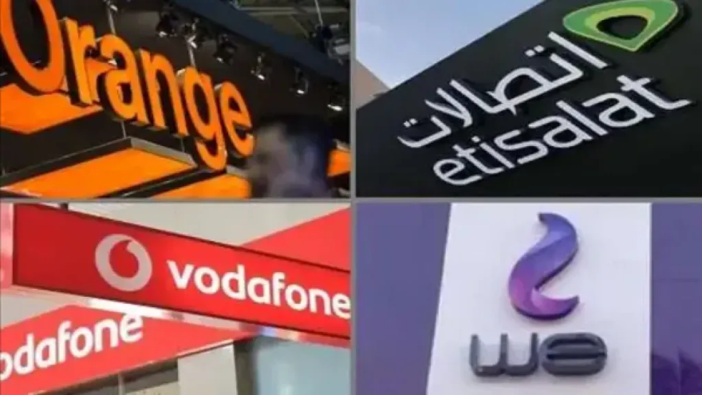 اكتشفوا وجود خطوط ومحافظ بأسمائهم.. 100 شخص يحررون محاضر ضد شركات الاتصالات الأربعة في 9 أقسام شرطة بالقاهرة