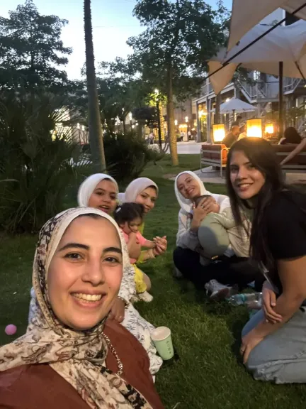 مشوار الأمومة أسهل مع بعض.. «هالة» تدعم الحوامل والأمهات الجدد عبر «Rise Mama»
