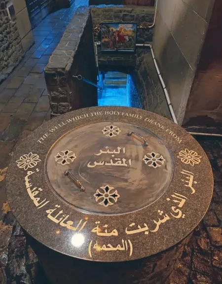 آلاف الزائرين يتوافدون على كنيسة العذراء الأثرية بمسطرد.. هنا شربت العائلة المقدسة من البئر المباركة