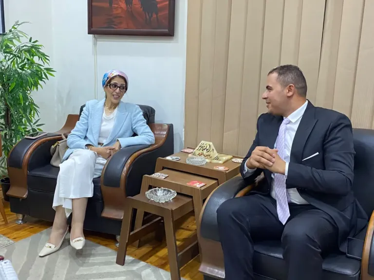 «المنصب أداني أكتر ما خد مني».. هالة زايد تفتح خزائن أسرار الصحة لـ«النهار»: أنا مش جاية أكشف على عيان..  وما قلدتش أي دولة في كورونا| حوار