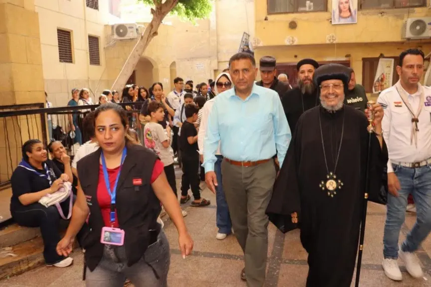 «مصر تجمعنا».. محافظ القليوبية والأنبا مرقس في احتفالات صوم العذراء بمسطرد.. محبة وسلام تجمع المصريين