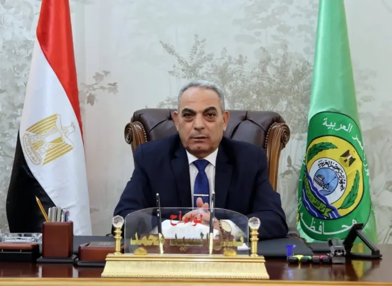محافظ الإسماعيلية يتابع مستجدات حادث الدواويس ويوجه بتوفير أقصى درجات الرعاية للمصابين