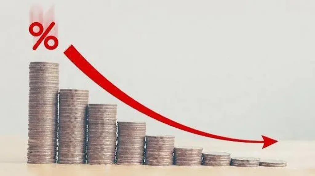 خفض الفائدة 7.25% خلال عام.. هل يعيد إشعال سوق العقارات ؟