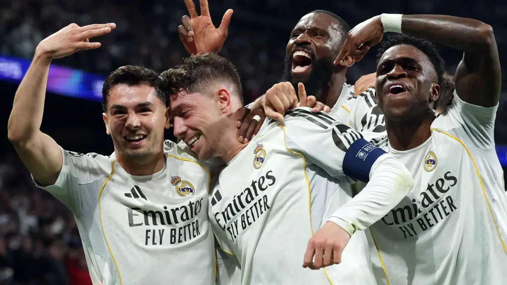 ريال مدريد يختتم ودياته أمام شالكه.. إندريك وفينيسيوس في الهجوم