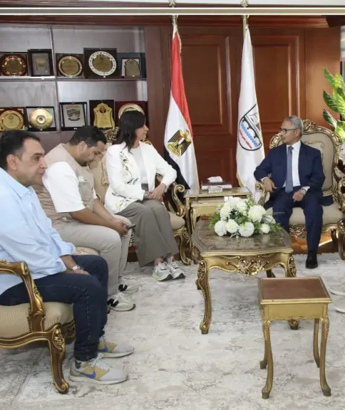 محافظ بنى سويف يستقبل السفيره نبيلة مكرم
