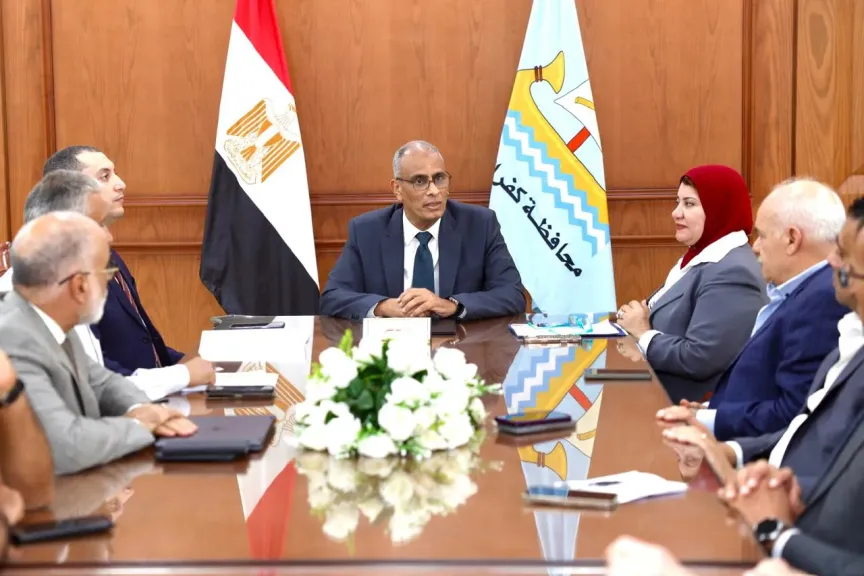 محافظ كفرالشيخ يترأس لجنة إعداد مؤتمر ”الصناعة والاستثمار” وتحويل موارد المحافظة إلى صناعات ذكية ومستدامة وتوفير فرص عمل