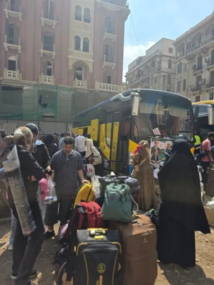 15 حافلة على طريق الوطن.. والمهندس وداعة : حصر السودانيين الغارمين والمحبوسين بالسجون المصرية لتسوية أوضاعهم وترتيبات لتفويج المواطنين القادمين من ليبيا قريبا