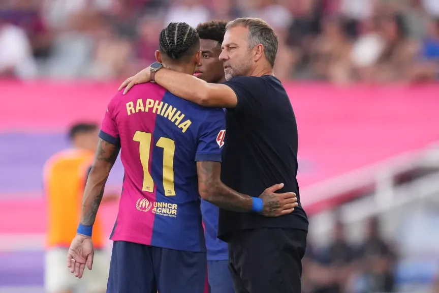 قبل مواجهة الأهلي.. رافينيا قائد برشلونة الجديد بعد رحيل تير شتيجن وأراوخو