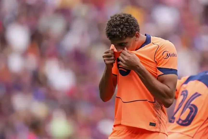 حمزة عبدالكريم بديلا.. ملامح تشكيل برشلونة أمام الأهلى