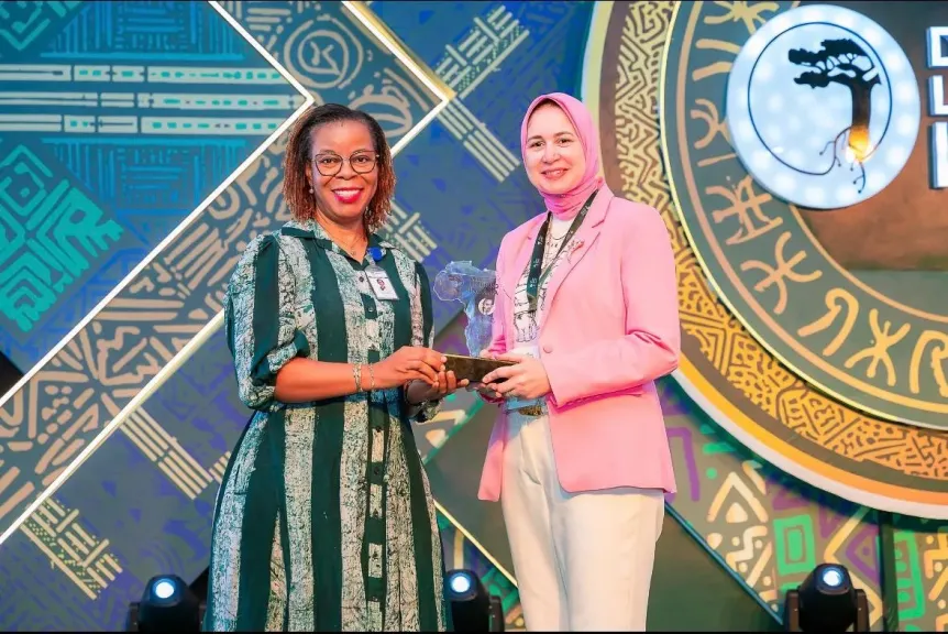 أستاذة هندسة الإلكترونيات بـ «الأكاديمية العربية» تنتزع أرفع تكريم في مؤتمر «Deep Learning Indaba»
