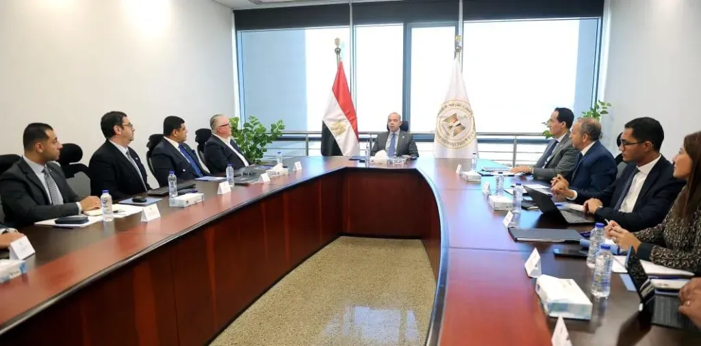 وزير الاستثمار يبحث مع قيادات شركتي «فوربس» و«ماجنوم» تطورات مشروع «برج فوربس الدولي»