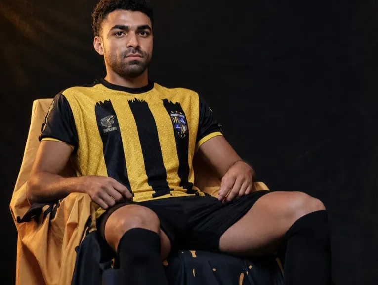 المقاولون العرب يضم لاعب الأهلي السابق