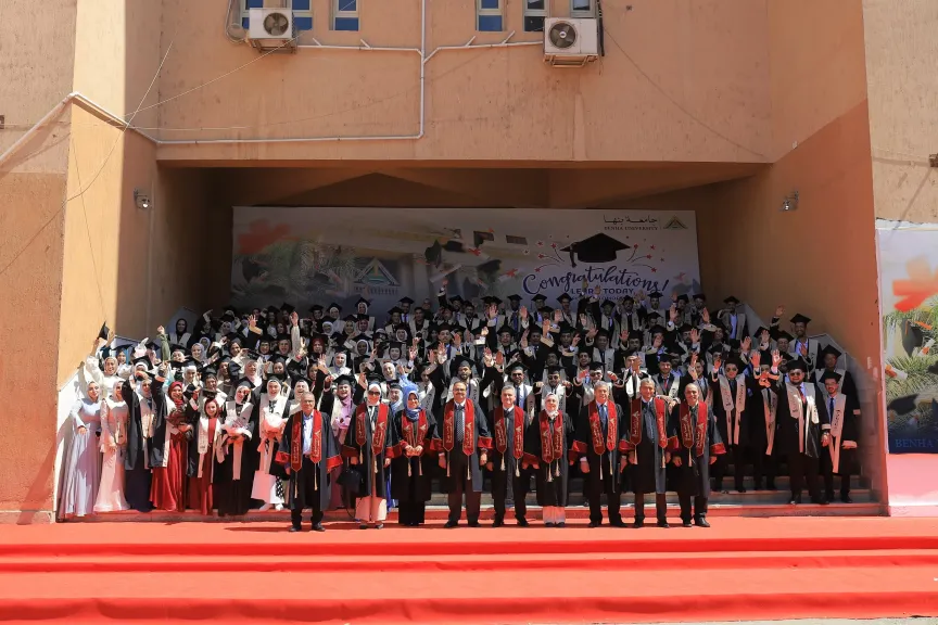 جامعة بنها تحتفل بتخرج دفعة جديدة من مهندسي كلية الهندسة بشبرا