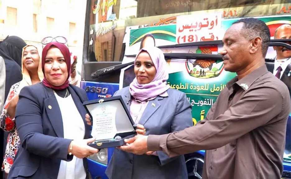 الجوازات والهجرة السودانية تكرّم نائب رئيس تحرير النهار  تقديرا  لجهودها في دعم العودة الطوعية….وشيحة تثمن العلاقات المصرية السودانية الوثيقة