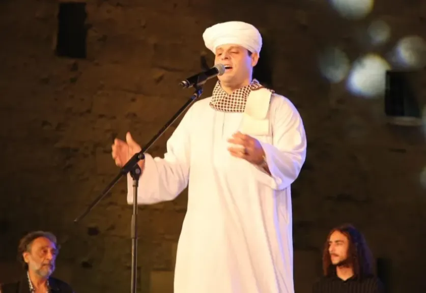 ليلة استثنائية في مهرجان القلعة.. محمود التهامي يعيد تقديم التراث بروح عصرية