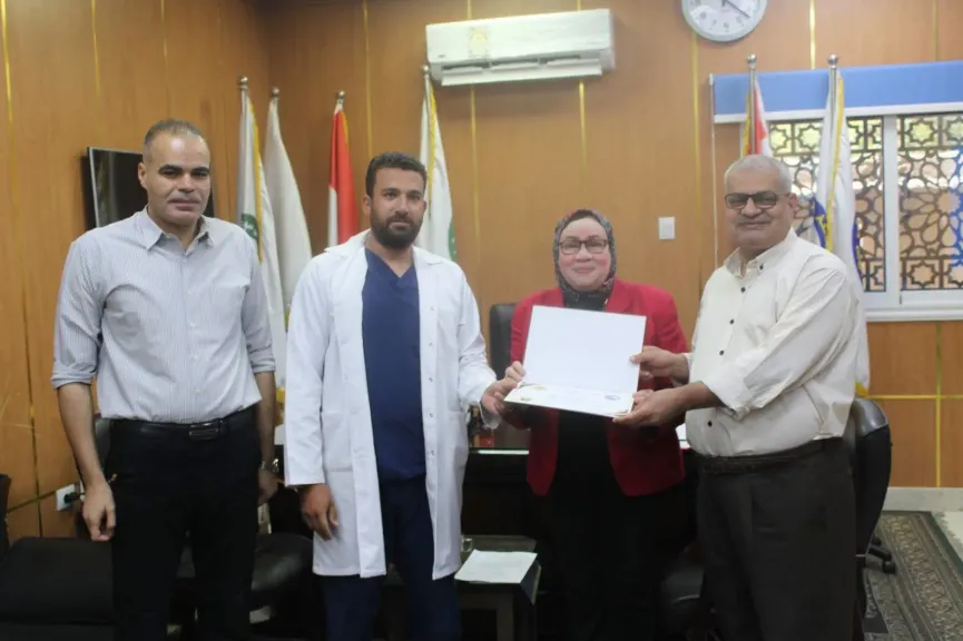 تكريم متميز لعدد من العاملين بمستشفيات جامعة بنى سويف