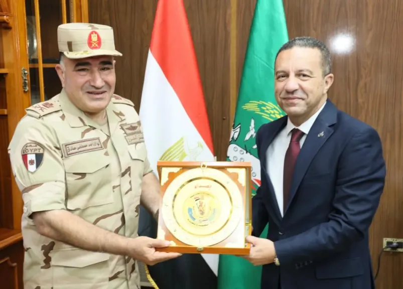 محافظ االمنوفية يستقبل مدير التجنيد لبحث تيسير الخدمات لذوي الهمم وكبار السن