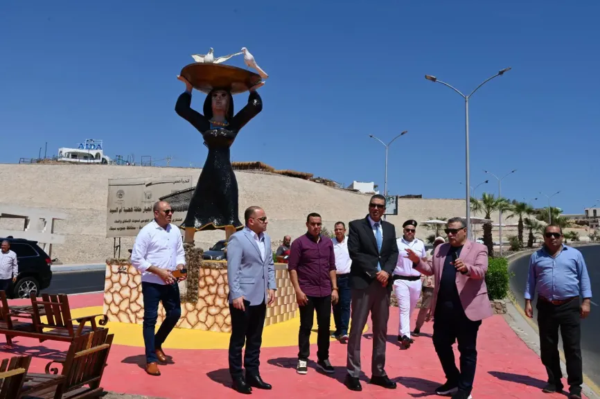 محافظ جنوب سيناء يتفقد أعمال تجميل ورفع كفاءة ممشى هضبة أم السيد بشرم الشيخ بالجهود الذاتية