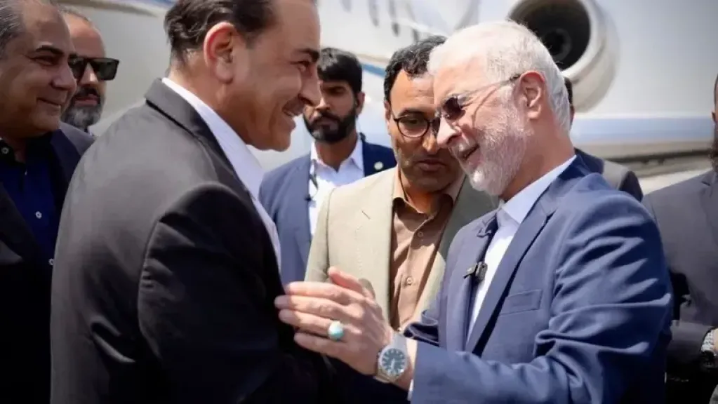 عاصم منير في طهران.. باكستان تتحرك لإنقاذ تفاهمات إيران وأميركا