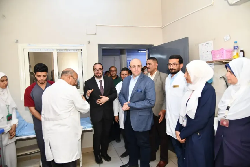 محافظ الفيوم يتفقد سير العمل بمستشفى أبشواي المركزي