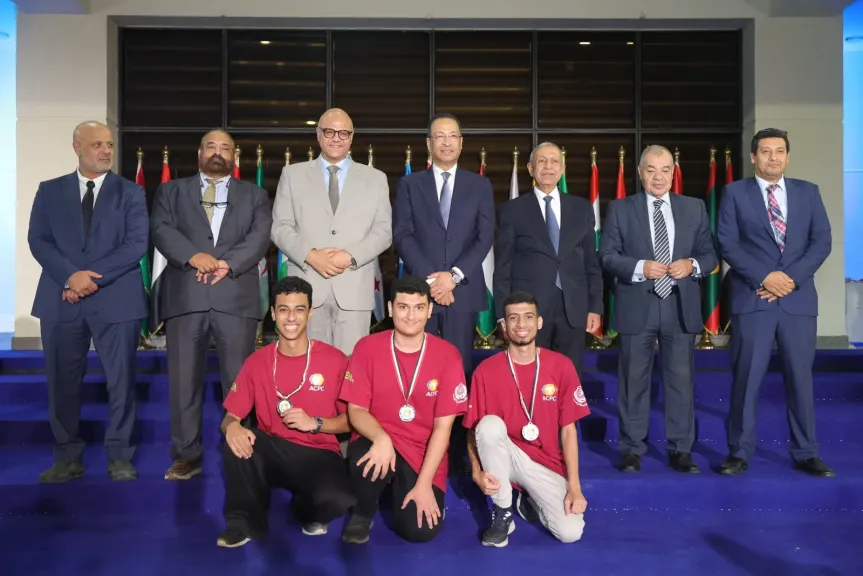 وزير الاتصالات  يشهد حفل ختام النسخة 25 للبطولة المصرية للبرمجة لطلاب الجامعات بالإسكندرية ECPC