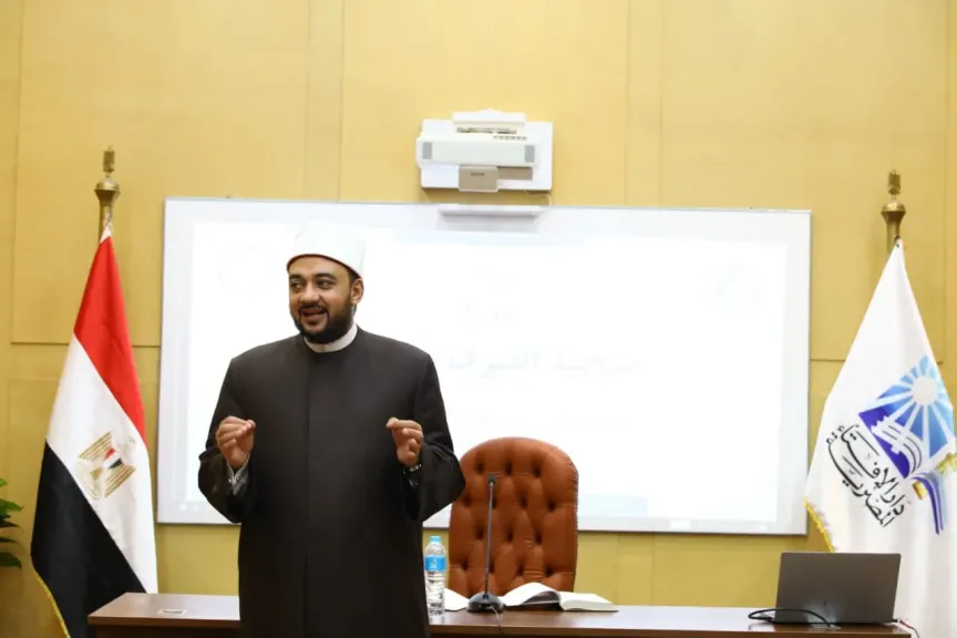 دورة ”منهجية الفتوى” تناقش الصنعة الحديثية والفتاوى الفكرية ومعايير تحرير الفتوى ونقدها