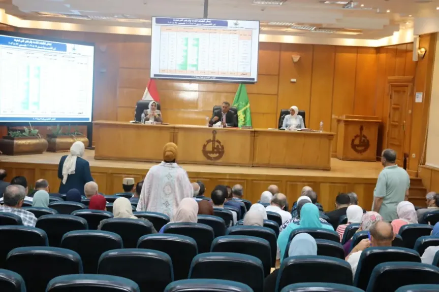 ملفات ساخنة على طاولة محافظ القليوبية.. سرعة تقنين الأراضي وإنهاء طلبات التصالح والتراخيص