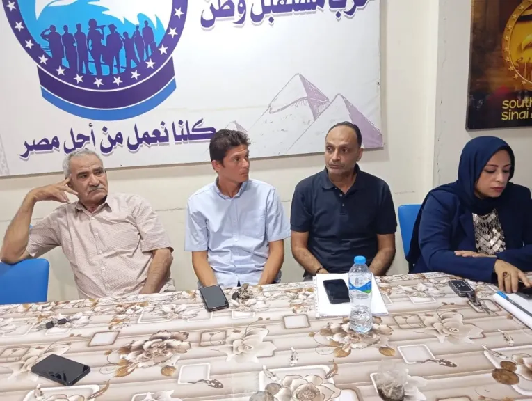 أمانة مدينة طور سيناء تبحث مطالب المواطنين وإيصال صوتهم للمسؤولين