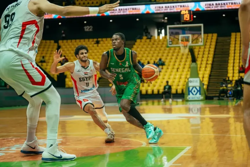 منتخب السلة يهزم السنغال صاحبة الأرض في مستهل مشواره بالنافذة الرابعة لتصفيات كأس العالم