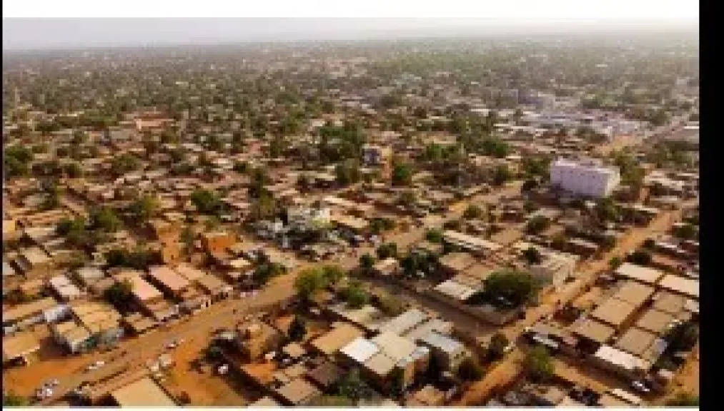 القصة الكاملة لما حدث في النيجر.. انفجارات وإطلاق نار كثيف بالأسلحة الثقيلة