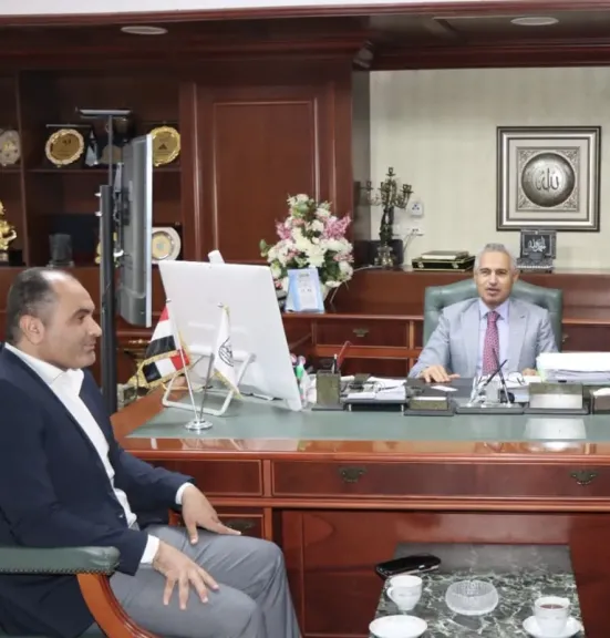محافظ بنى سويف يبحث مع العضو المنتدب لشركة مصر للإسمنت دعم التعاون والاستثمار بالمحافظة