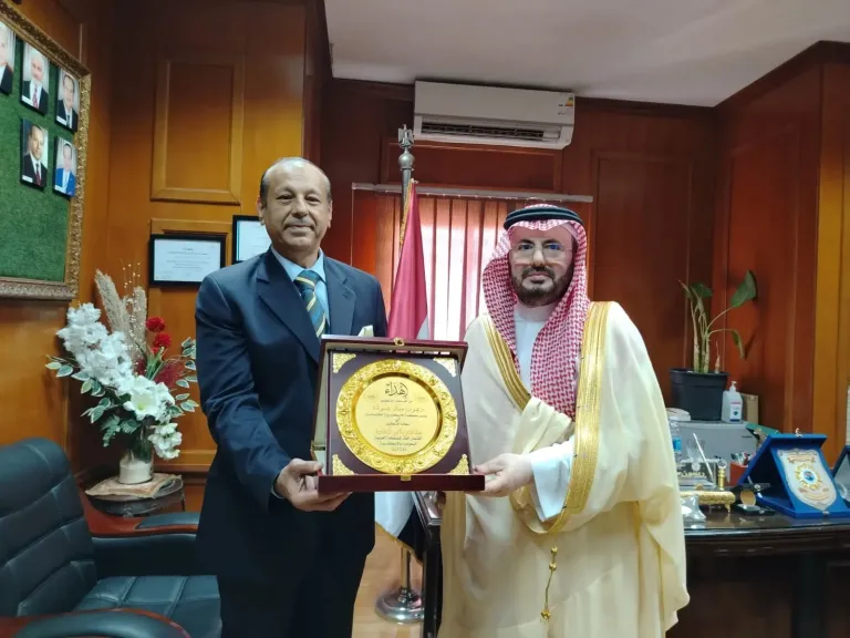 جسور استثمارية جديدة.. القنصل السعودي يبحث مع رئيس المحكمة الاقتصادية بالإسكندرية سبل دعم مناخ الأعمال