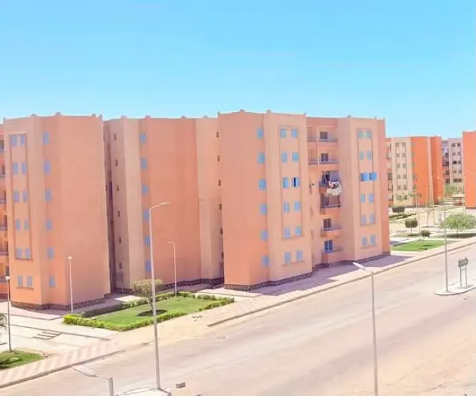 وزيرة الإسكان تراجع مشروعات «ديارنا» و«بيت الوطن» وتواجه مخالفات البناء