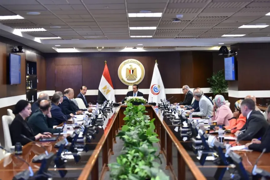 3 ملفات على طاولة وزير الصحة خلال اجتماع التأمين الصحي 