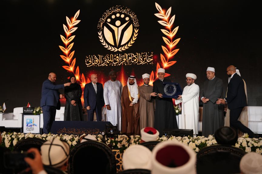 مفتي جمهورية أوزبكستان: ندعو إلى إصدار فتوى مشتركة عالمية لحماية الأسرة والحد من حالات الطلاق وترجمتها إلى لغات متعددة