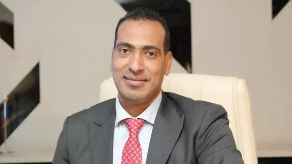 النائب محمود حسين طاهر