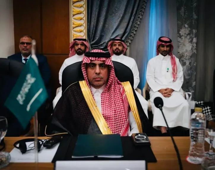 مدير ”الإنتربول السعودي” يناقش تعزيز التعاون الأمني في اجتماع قادة الشرطة بالقاهرة