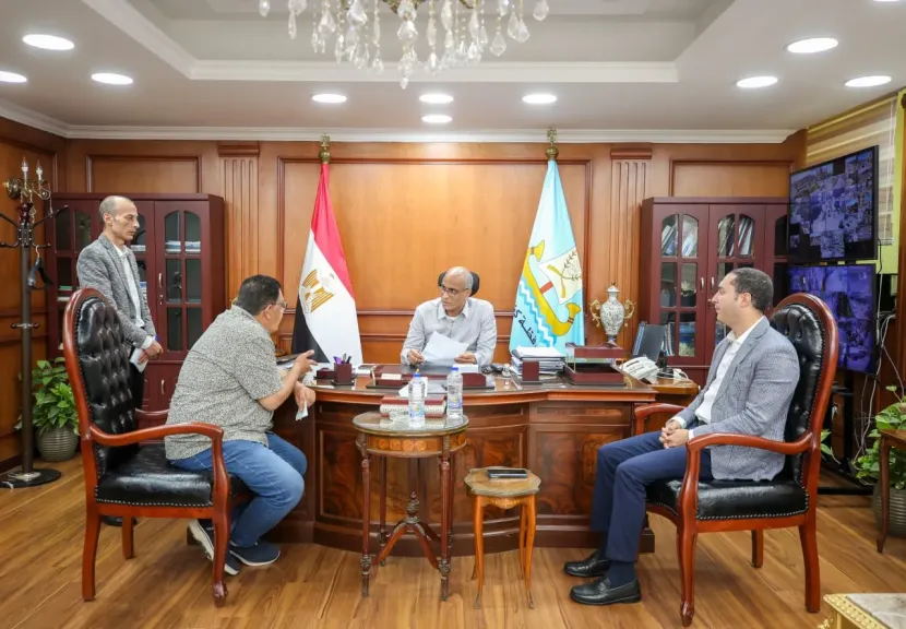 محافظ كفرالشيخ يجتمع بأعضاء مجلسي النواب والشيوخ لحل مشكلات الدوائر وتحقيق نقلة خدمية حقيقية لأهالينا