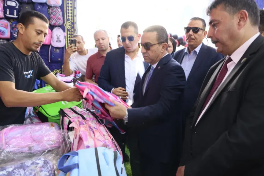محافظ المنوفية يفتتح معرض ” أهلاً مدارس ” لتوفير المستلزمات الدراسية والسلع الغذائية بأسعار مخفضة